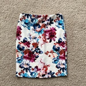 Charlotte Russe Multicolor Floral Pencil Skirt Size Med
